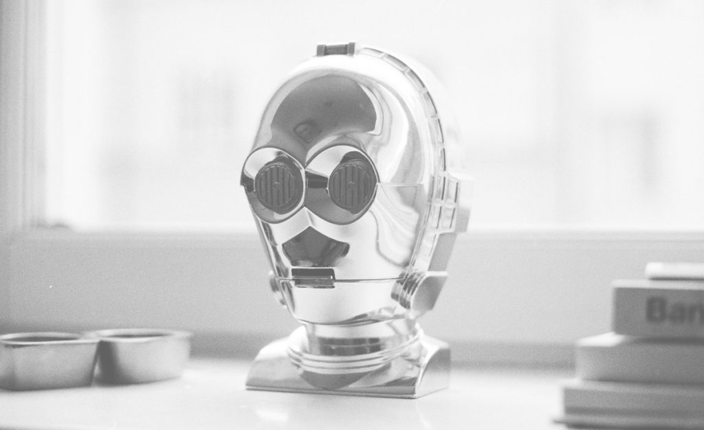 Fundacion Innovación Bankitner - robot acompañamiento