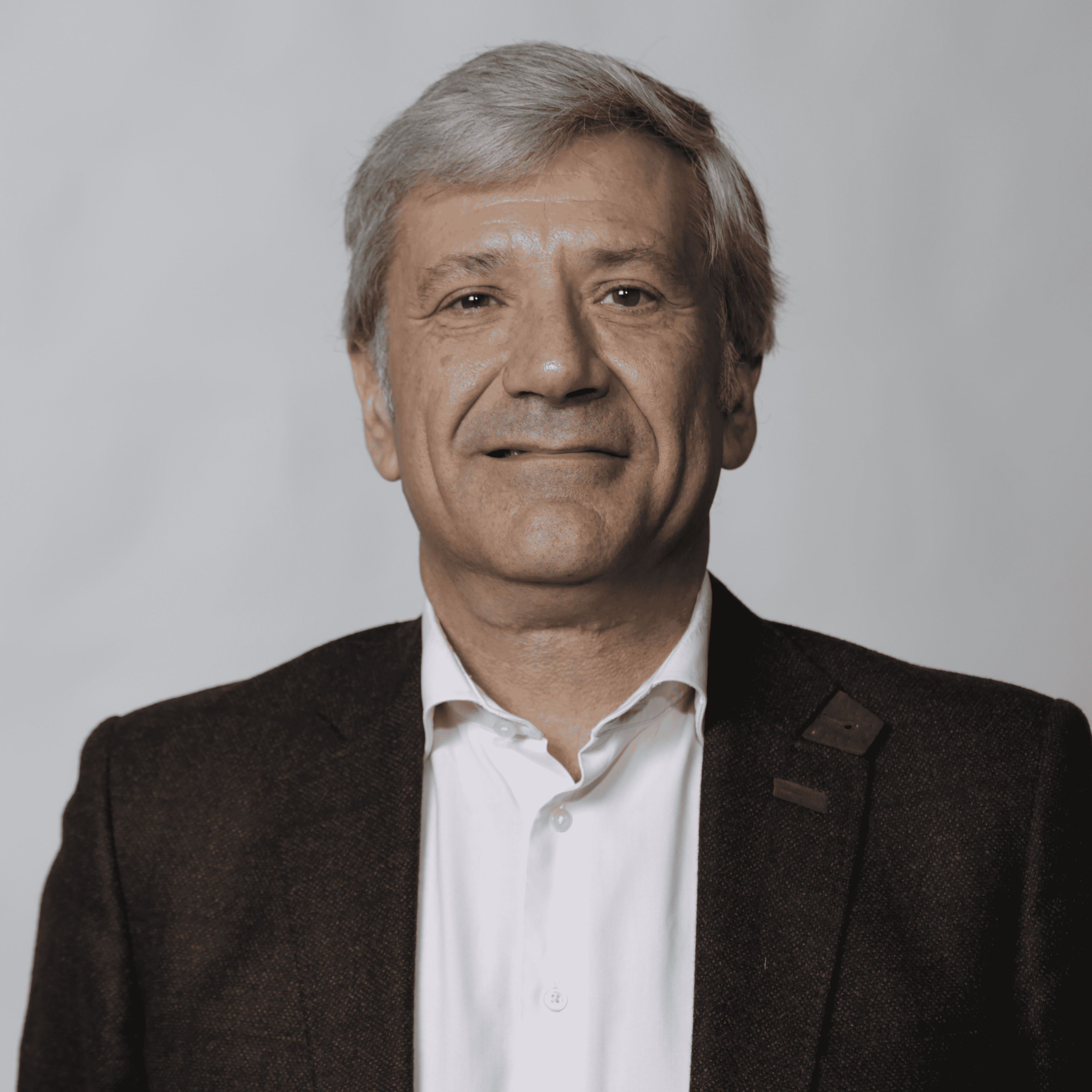 Luis Mayo