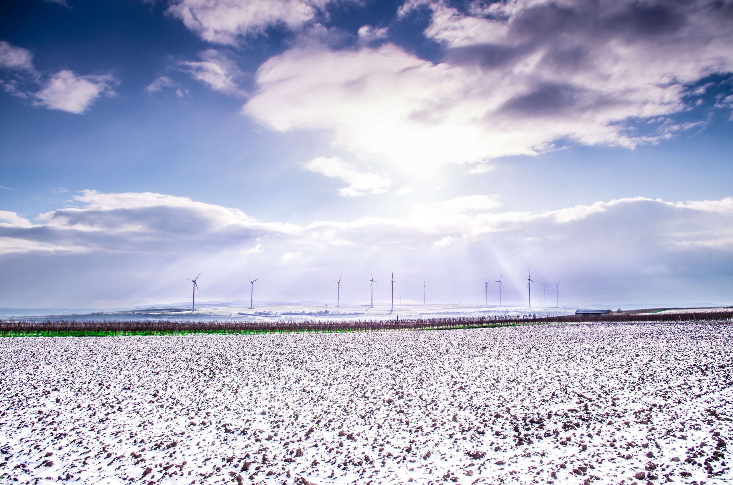 Major challenges of the energy transition to clean and safe energies