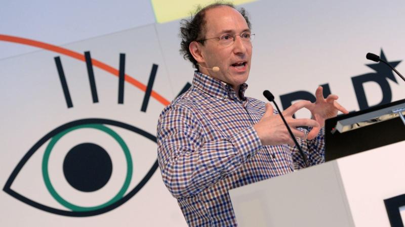 Conrad Wolfram: “Si enseñamos como si los ordenadores no existieran, estamos fracasando”