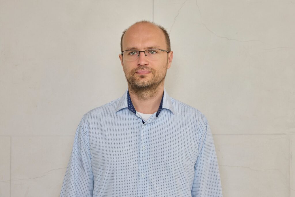 Dan Popovici